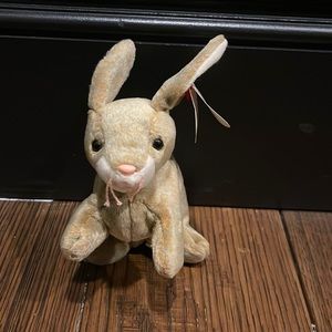 TY Beanie Baby Nibbly May 7, 1998